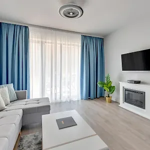  Apartment Scala Center & By Lion Poland